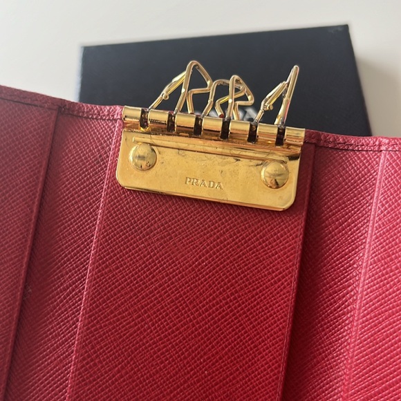 Prada Bow Key Holder Wallet - Picture 5 of 10